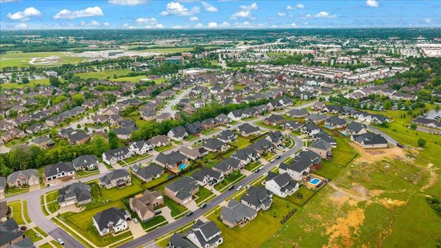 2428 Lorenzo Way, Lexington, KY 40509