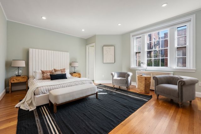 54 Brimmer St, Boston, MA 02108