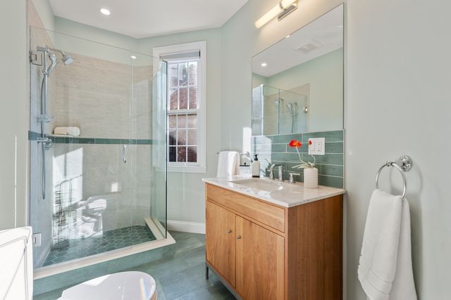 54 Brimmer St, Boston, MA 02108