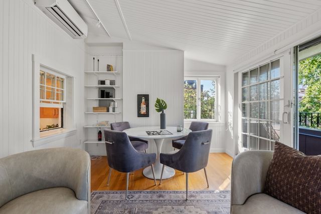 54 Brimmer St, Boston, MA 02108