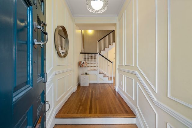 54 Brimmer St, Boston, MA 02108