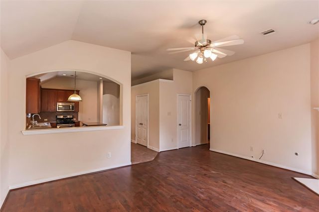 1327 Maple Ace Drive, Katy, TX 77493