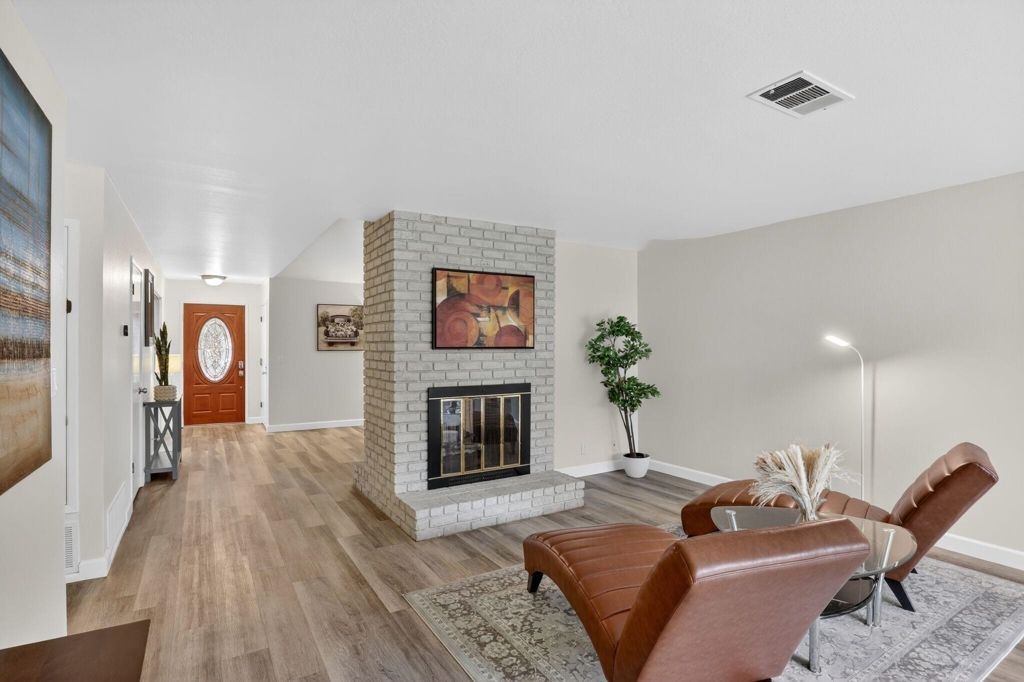 Image 23 of property listing at 3211 3211 De Anza Pl, San Ramon, CA 94583