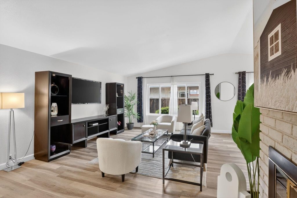 Image 6 of property listing at 3211 3211 De Anza Pl, San Ramon, CA 94583