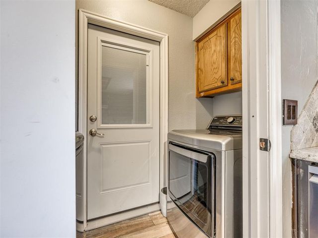 815 Dorchester Drive, Yukon, OK 73099