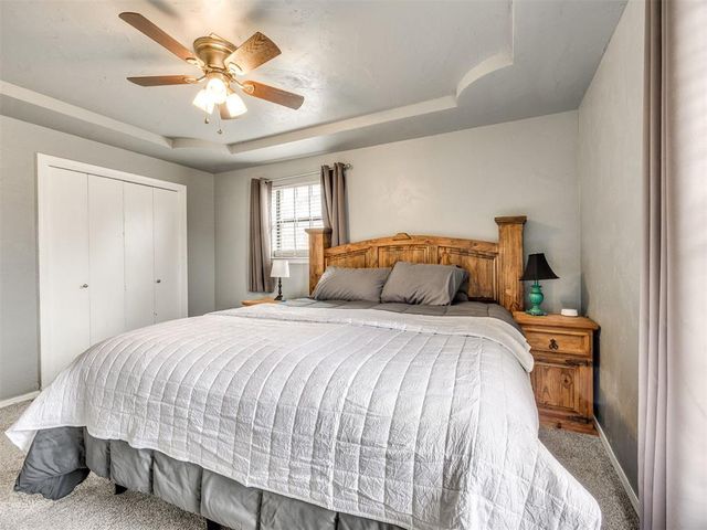 815 Dorchester Drive, Yukon, OK 73099