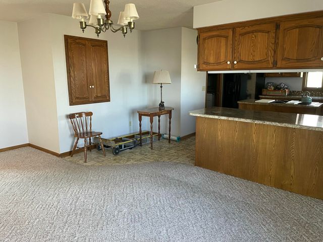 607 Kottmeier Street, Ava, MO 65608