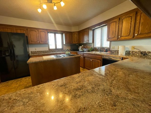 607 Kottmeier Street, Ava, MO 65608