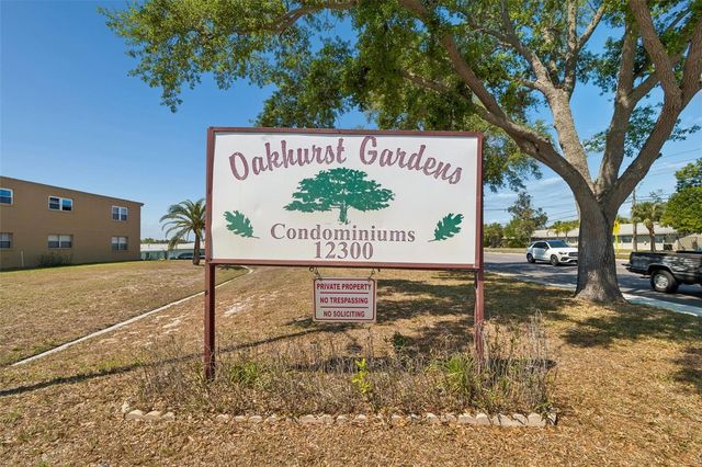 12300 PARK BOULEVARD 221, Seminole, FL 33772