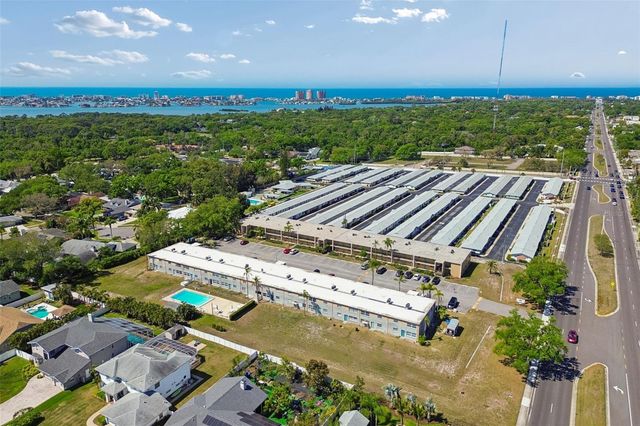 12300 PARK BOULEVARD 221, Seminole, FL 33772