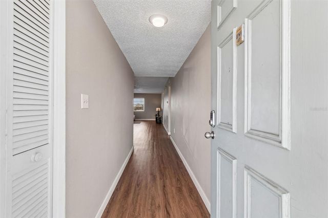 12300 PARK BOULEVARD 221, Seminole, FL 33772