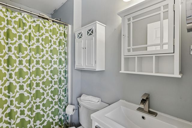 7212 Sherbrook Court, Florence, KY 41042