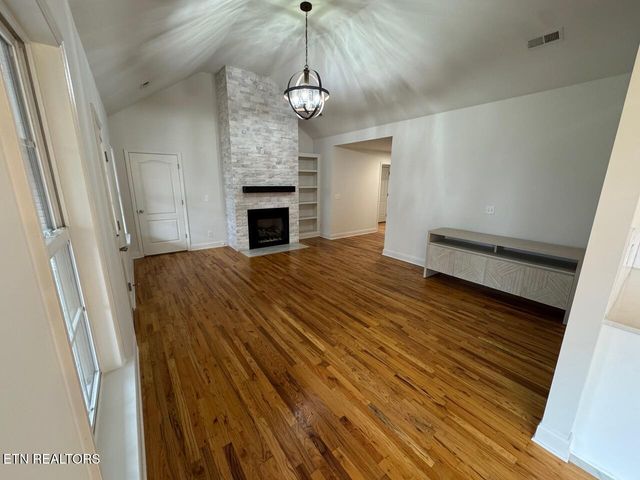 150 SE Home Place Court, Cleveland, TN 37323