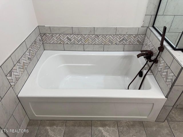 150 SE Home Place Court, Cleveland, TN 37323