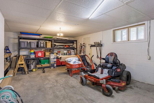 150 SE Home Place Court, Cleveland, TN 37323