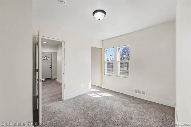 5533 Sheridan Street, Detroit, MI 48213