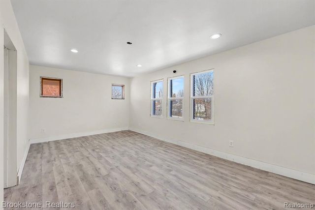 5533 Sheridan Street, Detroit, MI 48213