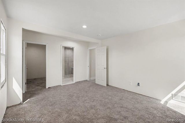 5533 Sheridan Street, Detroit, MI 48213