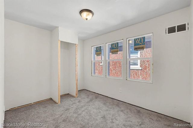 5533 Sheridan Street, Detroit, MI 48213