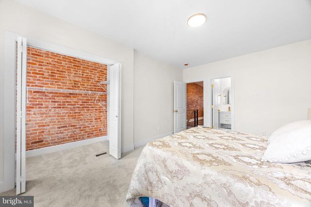 833 EDMONDSON AVE, Baltimore, MD 21201