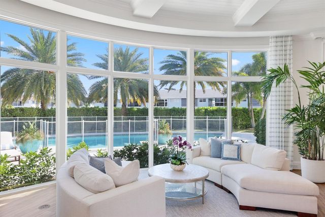 3700 NE 24th Avenue, Lighthouse Point, FL 33064
