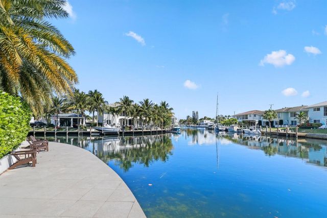 3700 NE 24th Avenue, Lighthouse Point, FL 33064