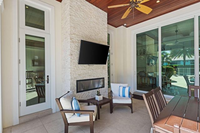 3700 NE 24th Avenue, Lighthouse Point, FL 33064