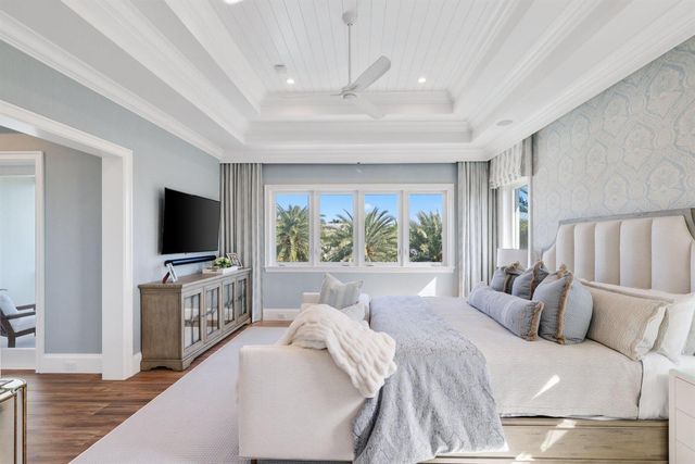 3700 NE 24th Avenue, Lighthouse Point, FL 33064