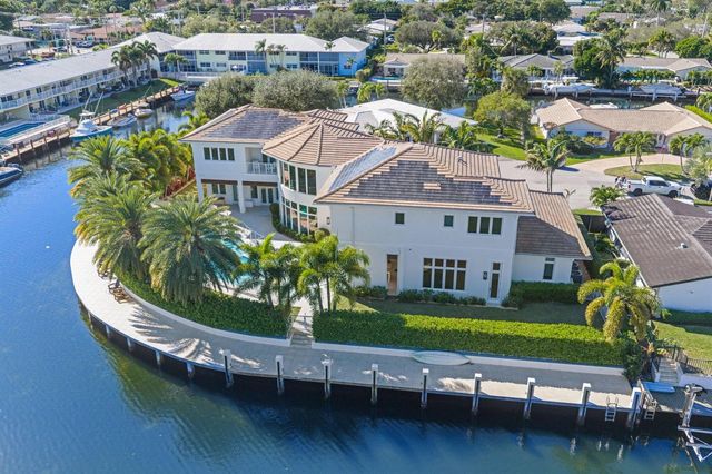 3700 NE 24th Avenue, Lighthouse Point, FL 33064