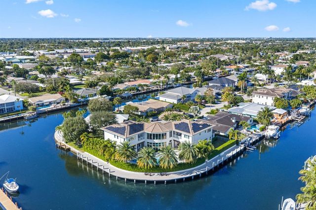 3700 NE 24th Avenue, Lighthouse Point, FL 33064