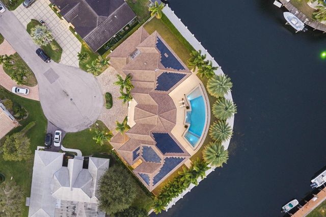 3700 NE 24th Avenue, Lighthouse Point, FL 33064