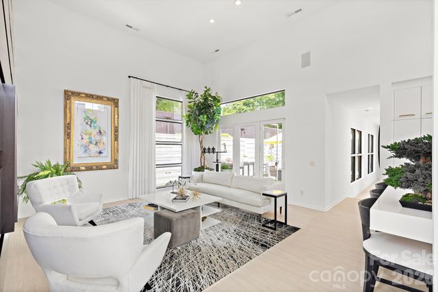 4547 Craig Avenue, Charlotte, NC 28211