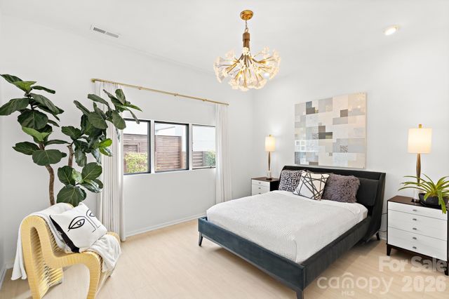 4547 Craig Avenue, Charlotte, NC 28211