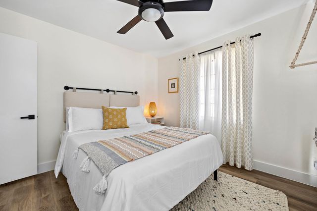 1317 Cloverleaf DR, Austin, TX 78723