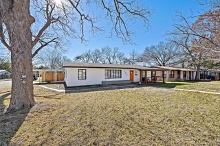 1317 Cloverleaf DR, Austin, TX 78723
