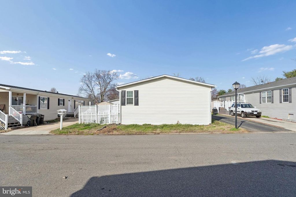 14508 UNITED DR, Chantilly, VA 20151