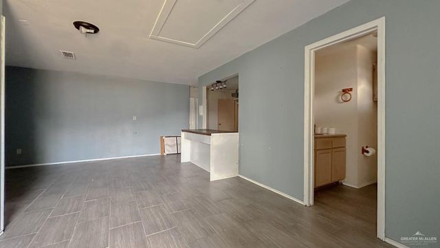 1230 Moon Lake N Street, Progreso Lakes, TX 78596