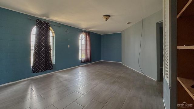 1230 Moon Lake N Street, Progreso Lakes, TX 78596