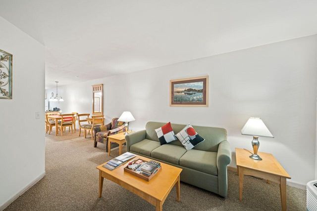 123 Center STREET #212, Lake Geneva, WI 53147