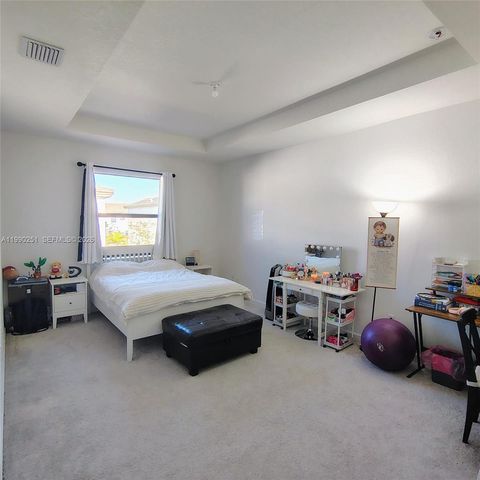 23074 SW 128th Pl, Miami, FL 33170