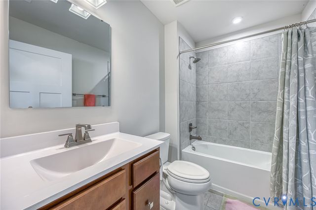 7410 E Danube Loop, New Kent, VA 23124