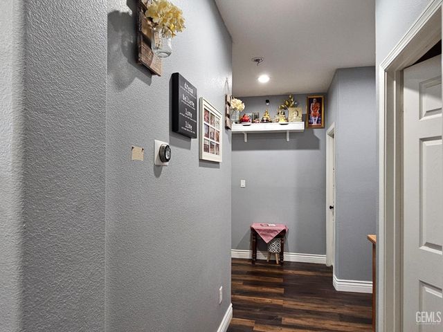 11726 Christmas Rose Drive, Bakersfield, CA 93311