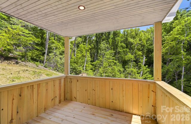 73 Rocking Porch Road, Asheville, NC 28805