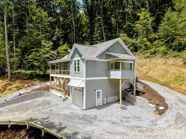 73 Rocking Porch Road, Asheville, NC 28805