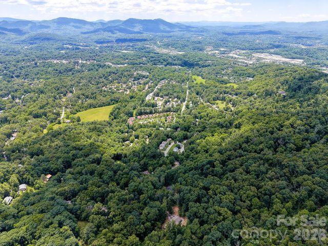 73 Rocking Porch Road, Asheville, NC 28805
