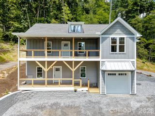 73 Rocking Porch Road, Asheville, NC 28805