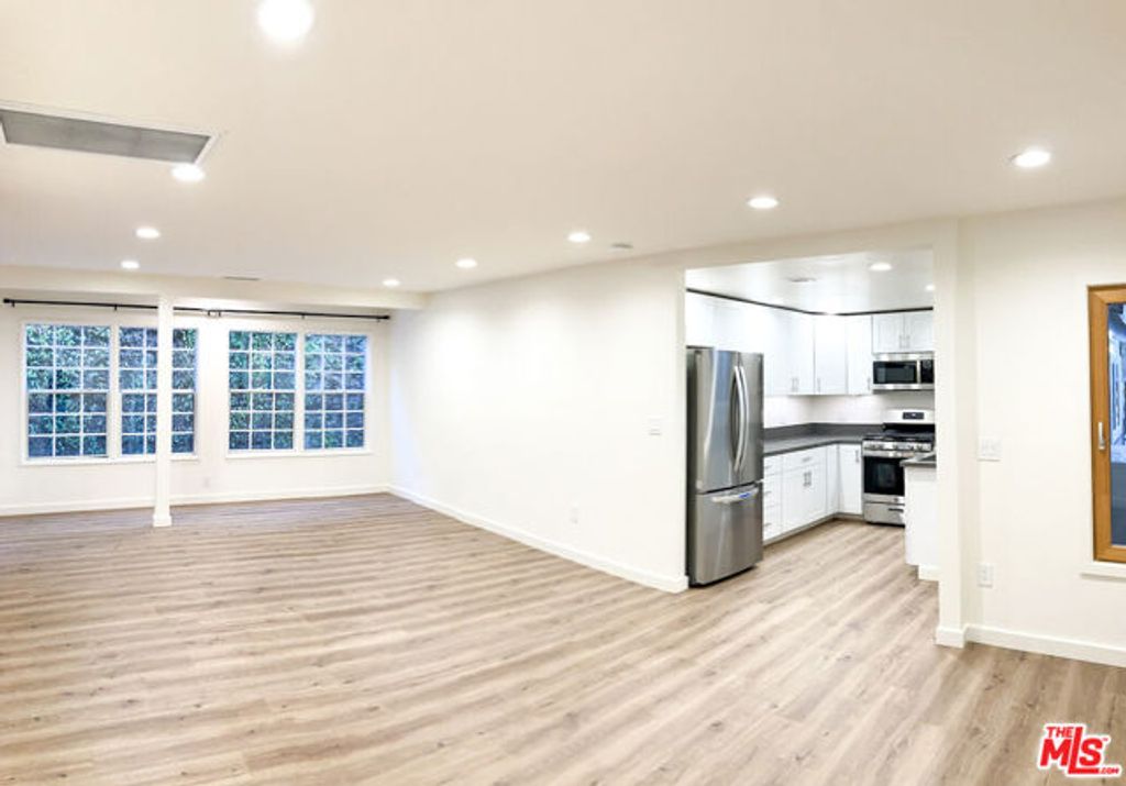 1249 23rd Street A, Santa Monica, CA 90404