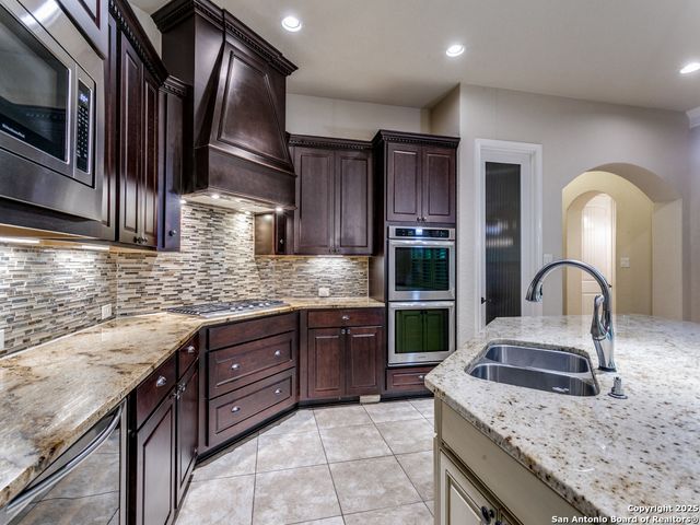 2502 Dunmore Hill, San Antonio, TX 78230