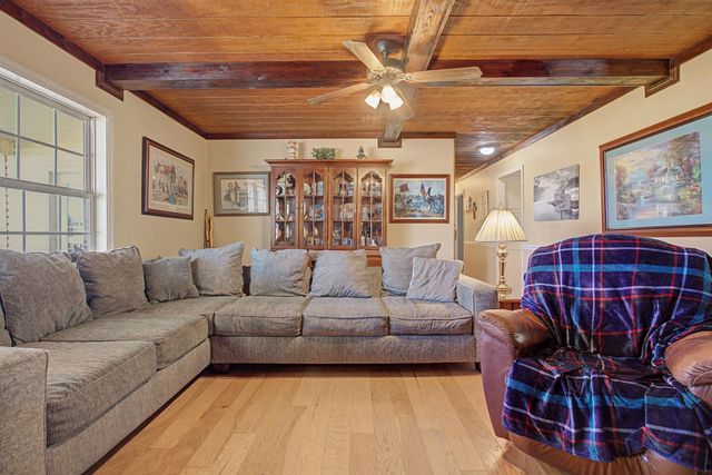 1545 Irwin Rd, Lewisburg, TN 37091