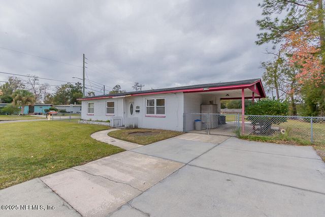 4504 BARNES Road, Jacksonville, FL 32207